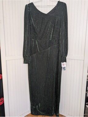 Betsy & Adam Gown 22W Green Metallic Long Sleeve Formal Maxi Dress NWT $299